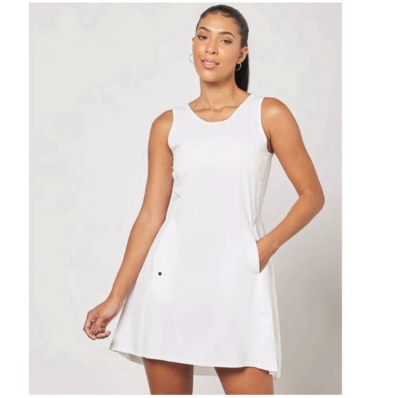 Nike Dri-FIT Ace Sleeveless Golf Dress Size Medium - Picture 1 of 11